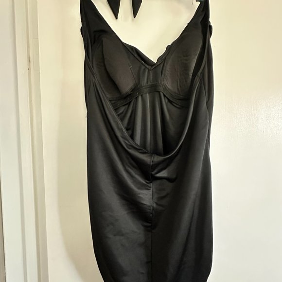 MIRACLESUIT SZ16 Black Ruffle Ruched Halter Plunge One-Piece Swimsuit S11349 - Picture 5 of 8